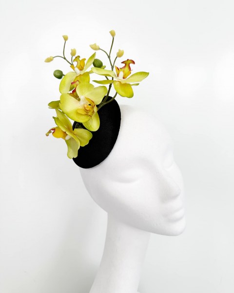 Click for more information on this Corinne hat